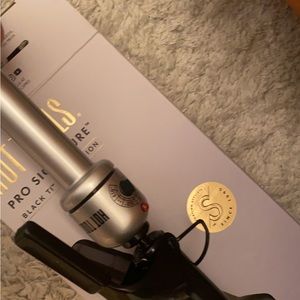 1” Hot Tools Curling Iorn